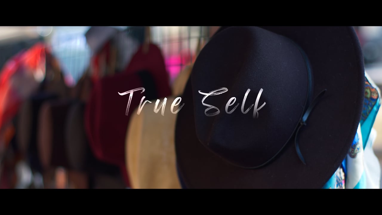 Capa de Teaser — True Self